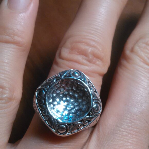 Bali Legacy Sterling Silver Floral Ring (Size 7)